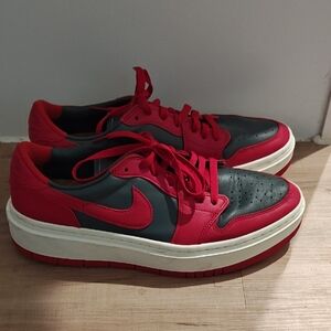 Nike Men's Black and Red Sneakers